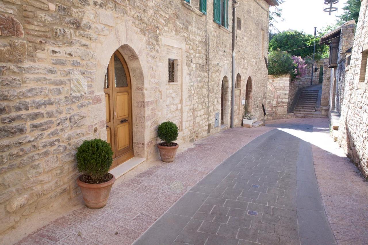 Le Dimore Arcangelo Maria Asís Exterior foto